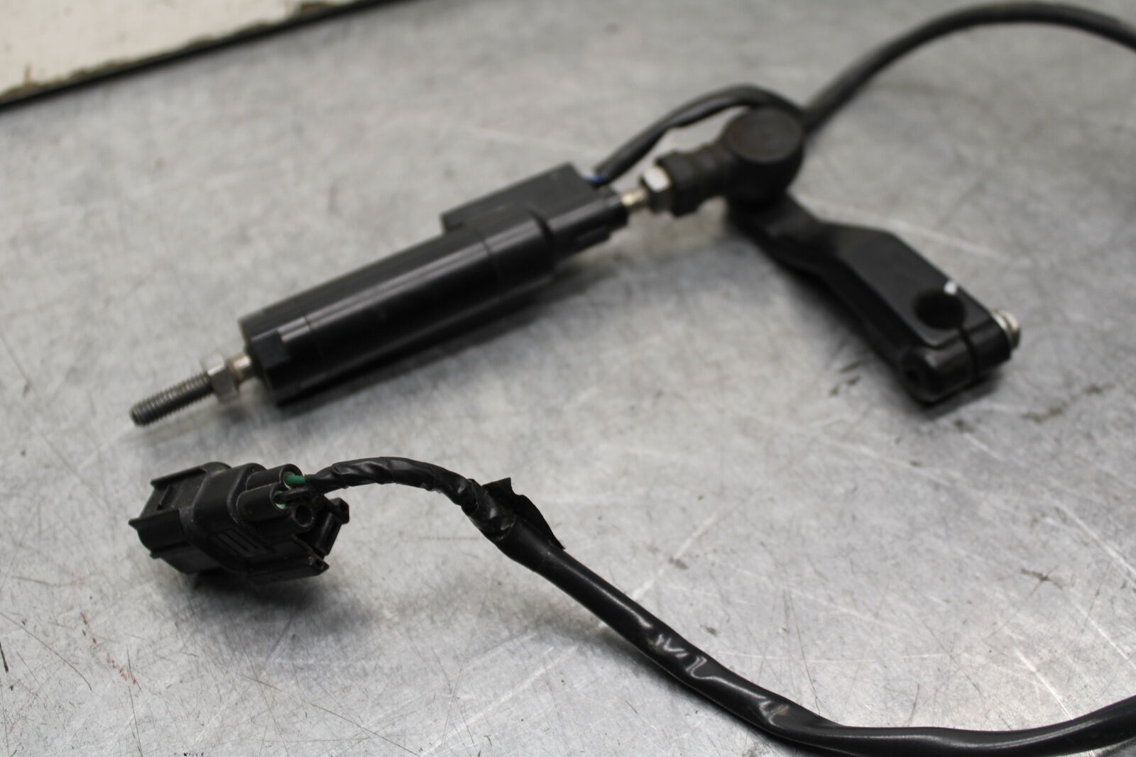 16 KAWASAKI NINJA ZX10R QUICK SHIFTER BB650