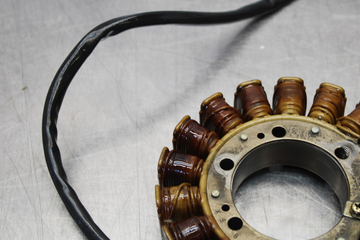 05 TRIUMPH ROCKET III STATOR GENERATOR ALTERNATOR MAGNETO BB186