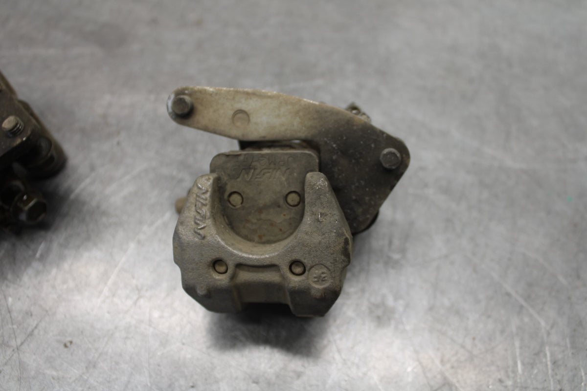 01-05 YAMAHA RAPTOR 660R LEFT RIGHT FRONT BRAKE CALIPER BB695