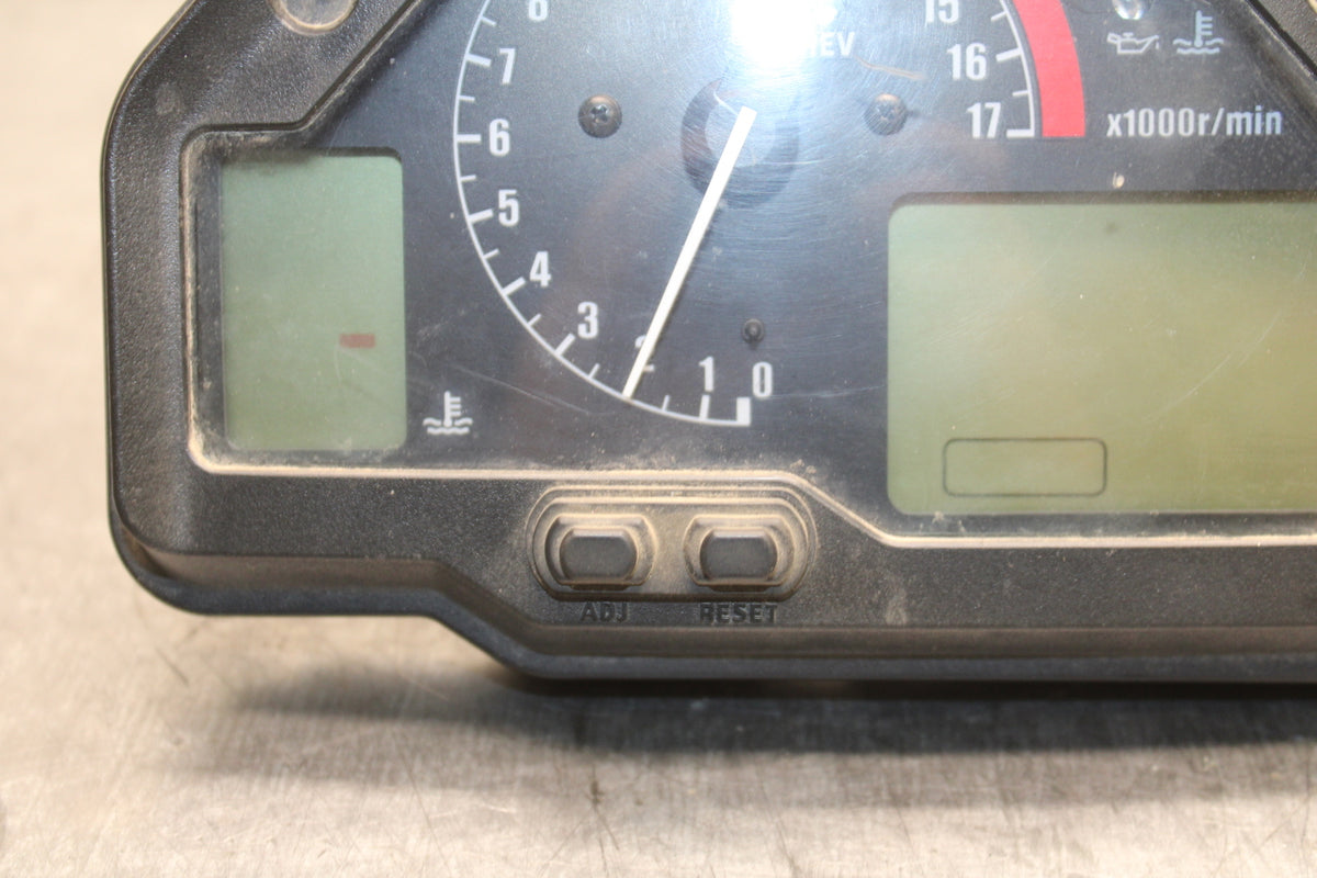 03-04 HONDA CBR600RR SPEEDO TACH GAUGES DISPLAY CLUSTER SPEEDOMETER BB614