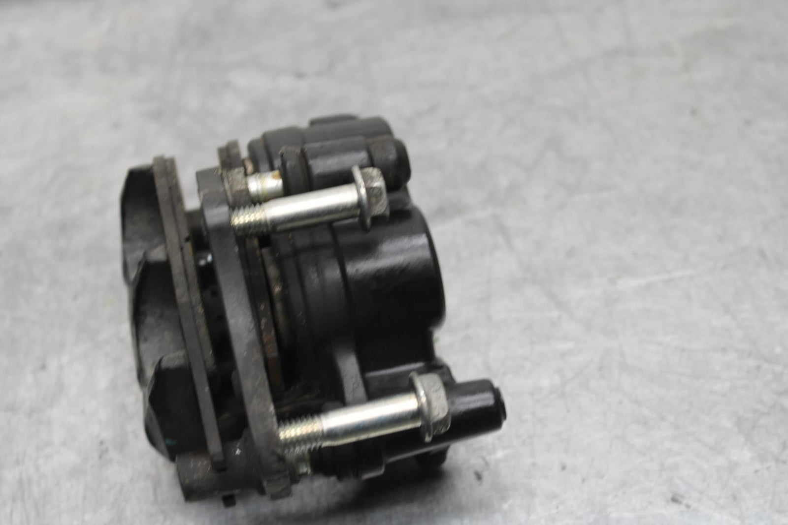 15-16 KAWASAKI EX300 FRONT BRAKE CALIPER BB635