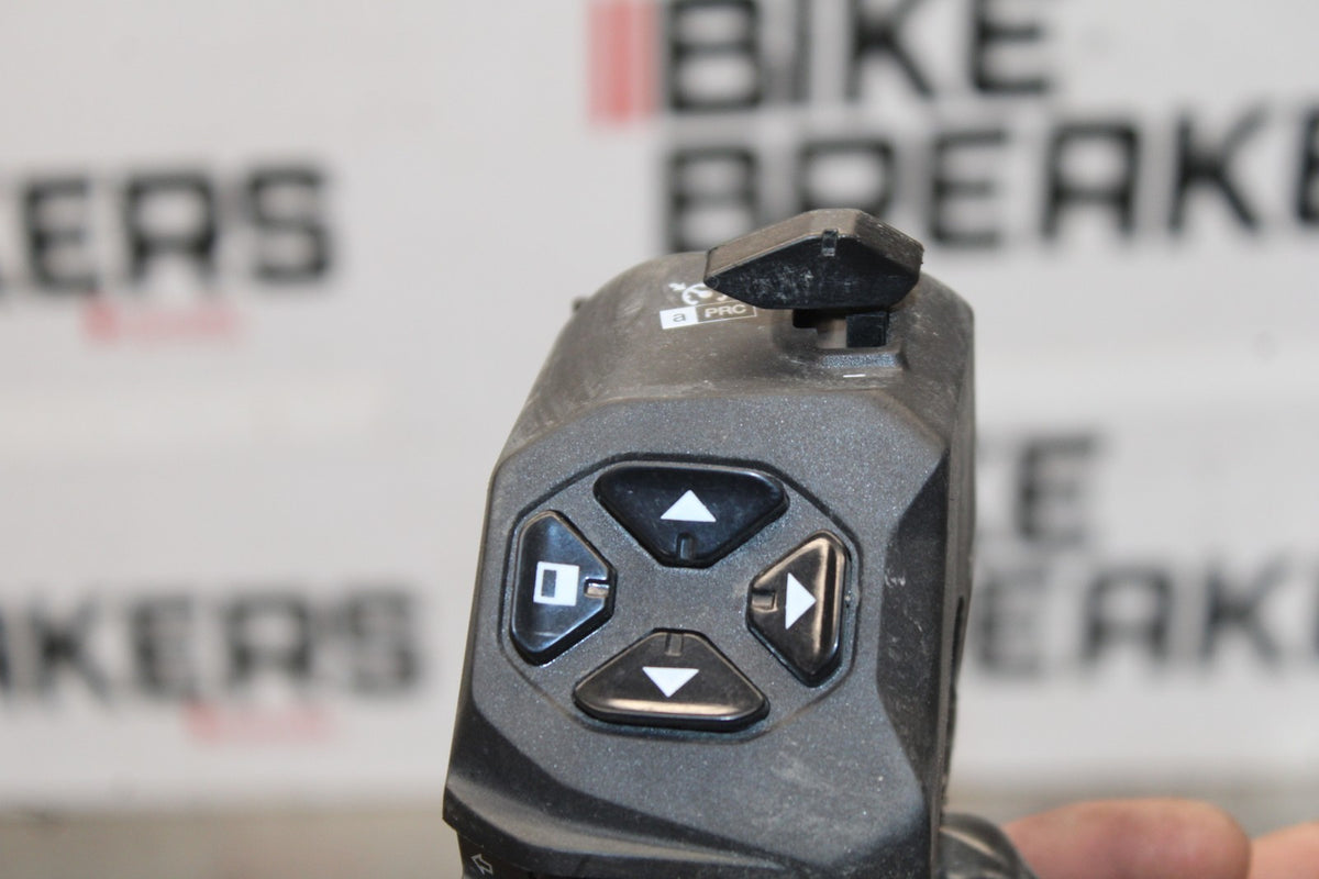 24 APRILIA TUONO V4 1100 FACTORY ABS LEFT CLIP ON HORN SIGNALS SWITCH BB887