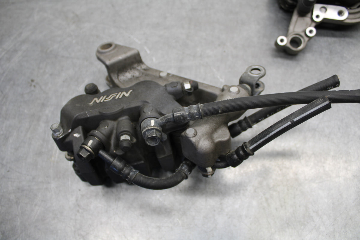 04-12 HONDA ST1300A RIGHT LEFT FRONT BRAKE CALIPER SET PAIR CALIPERS BB669