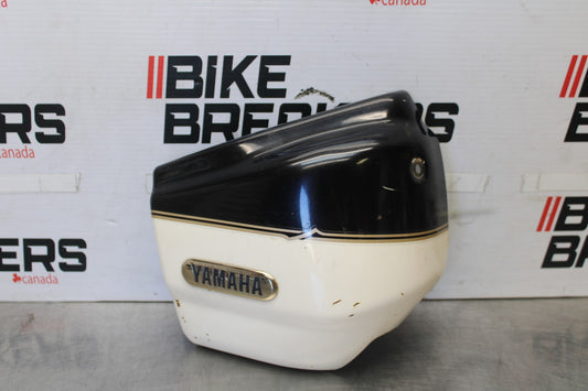 08 YAMAHA V STAR 1100 XVS1100AW CLASSIC RIGHT SIDE COVER PANEL COWL BB916