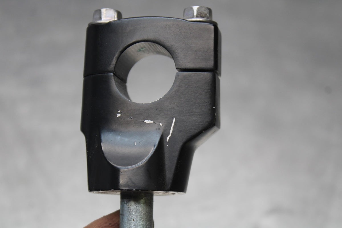 24-25 KAWASAKI ELIMINATOR 450 HANDLEBAR RISERS BB869