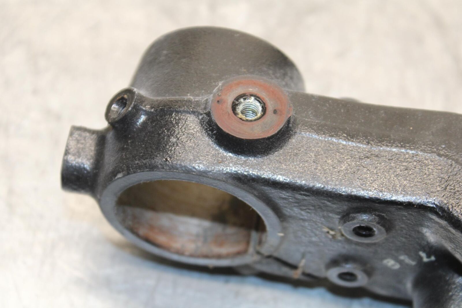 03-08 KAWASAKI VULCAN 1600 FRONT FORKS CLAMP LOWER TRIPLE TREE STEM BB616