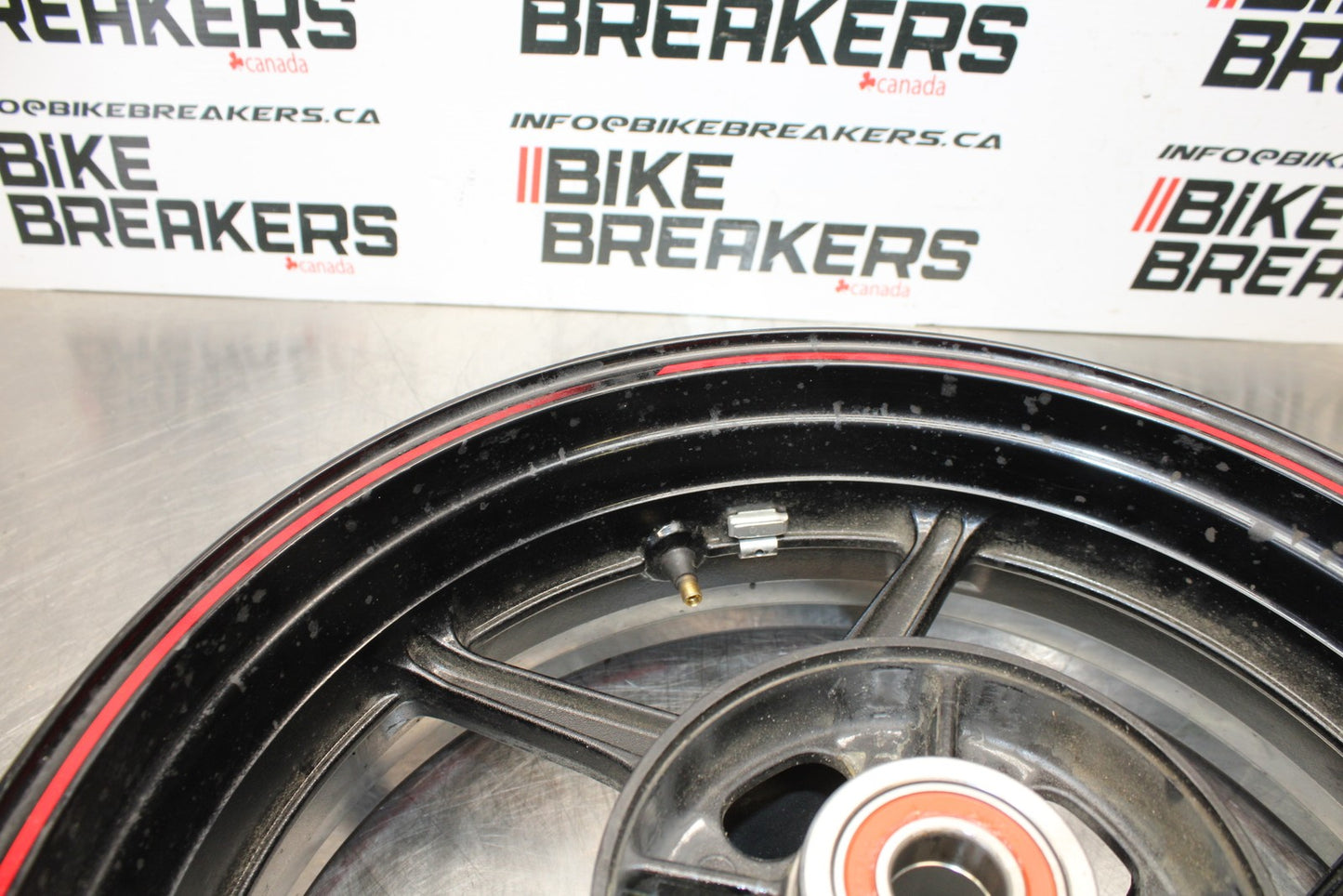 21-23 KAWASAKI NINJA ZX6R REAR WHEEL BACK RIM & ROTOR BB179