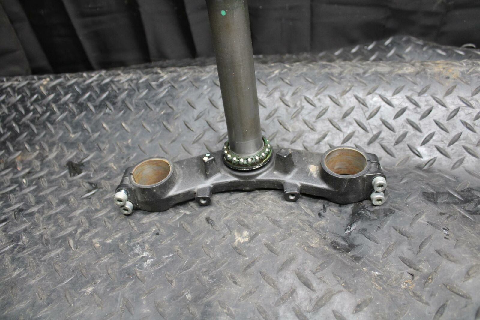 12-17 KAWASAKI NINJA 650 FRONT FORKS CLAMP LOWER TRIPLE TREE STEM BB211