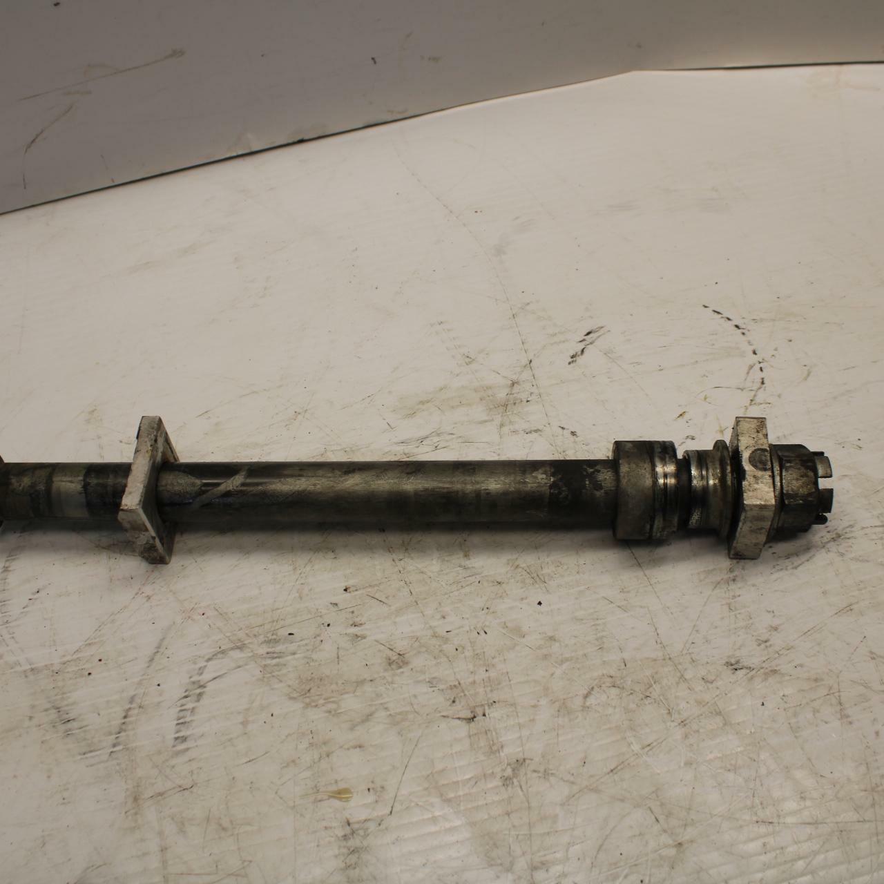 03 KAWASAKI NINJA ZX6RR ZX600K REAR AXLE BACK WHEEL RIM PIVOT BOLT AXEL BB264