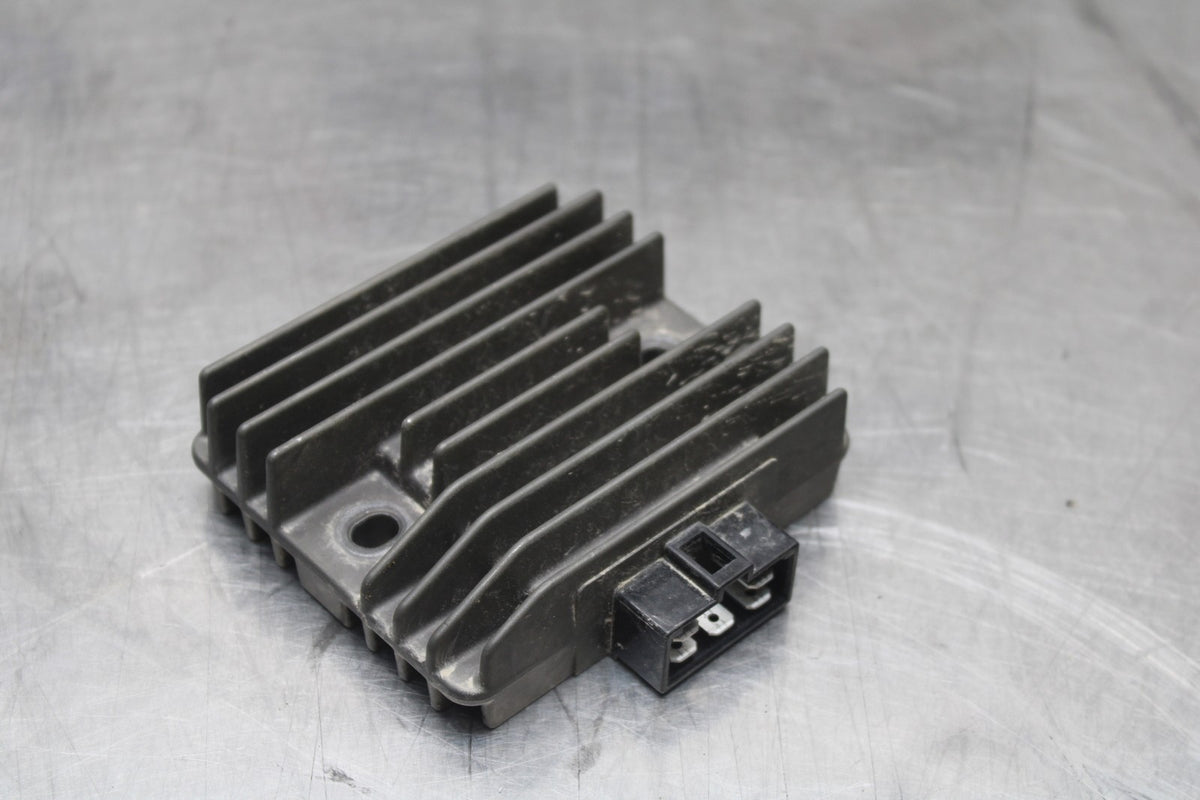 17-18 YAMAHA YZF R3 RECTIFIER VOLTAGE REGULATOR BB788
