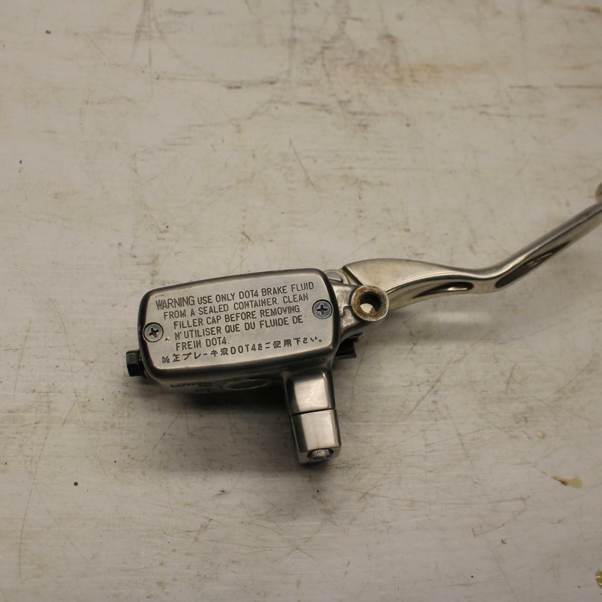 05-07 HONDA VTX1800F2 FRONT BRAKE MASTER CYLINDER BB351
