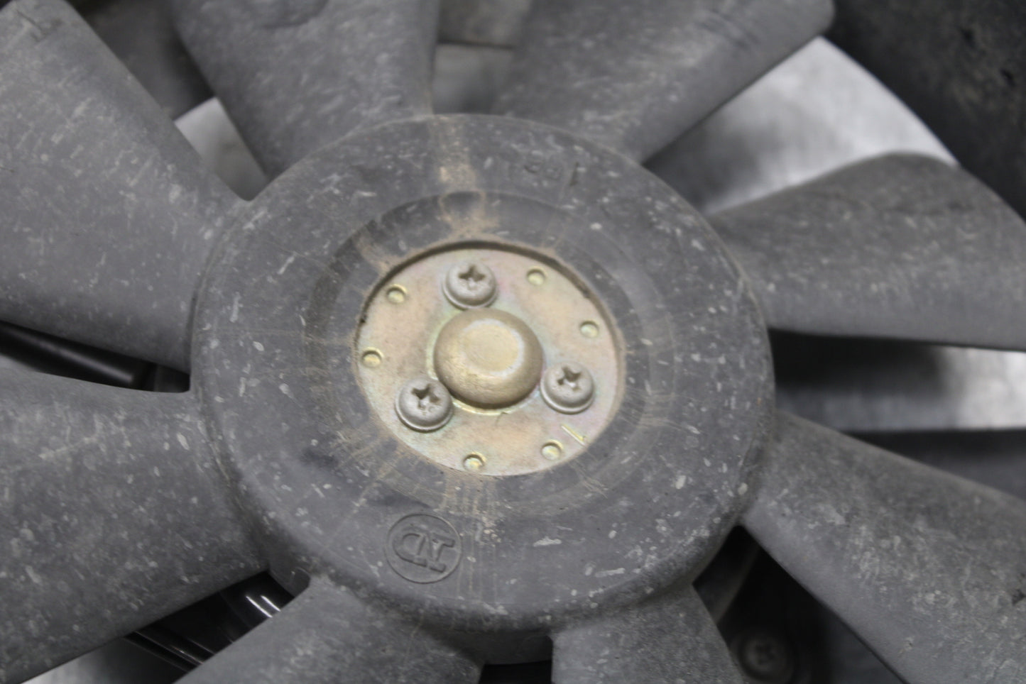 00-02 KAWASAKI NINJA ZX6R ENGINE RADIATOR COOLING FAN BB750