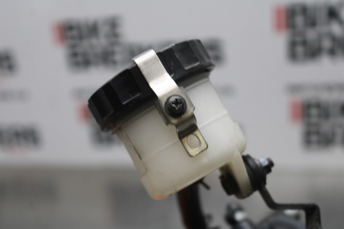 08 KAWASAKI NINJA ZX10R FRONT BRAKE MASTER CYLINDER w/ PAZZO LEVER BB201