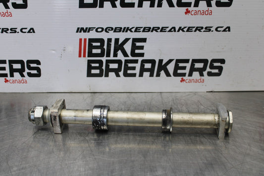 21-23 KAWASAKI NINJA ZX6R REAR AXLE BACK WHEEL RIM PIVOT BOLT AXEL BB179