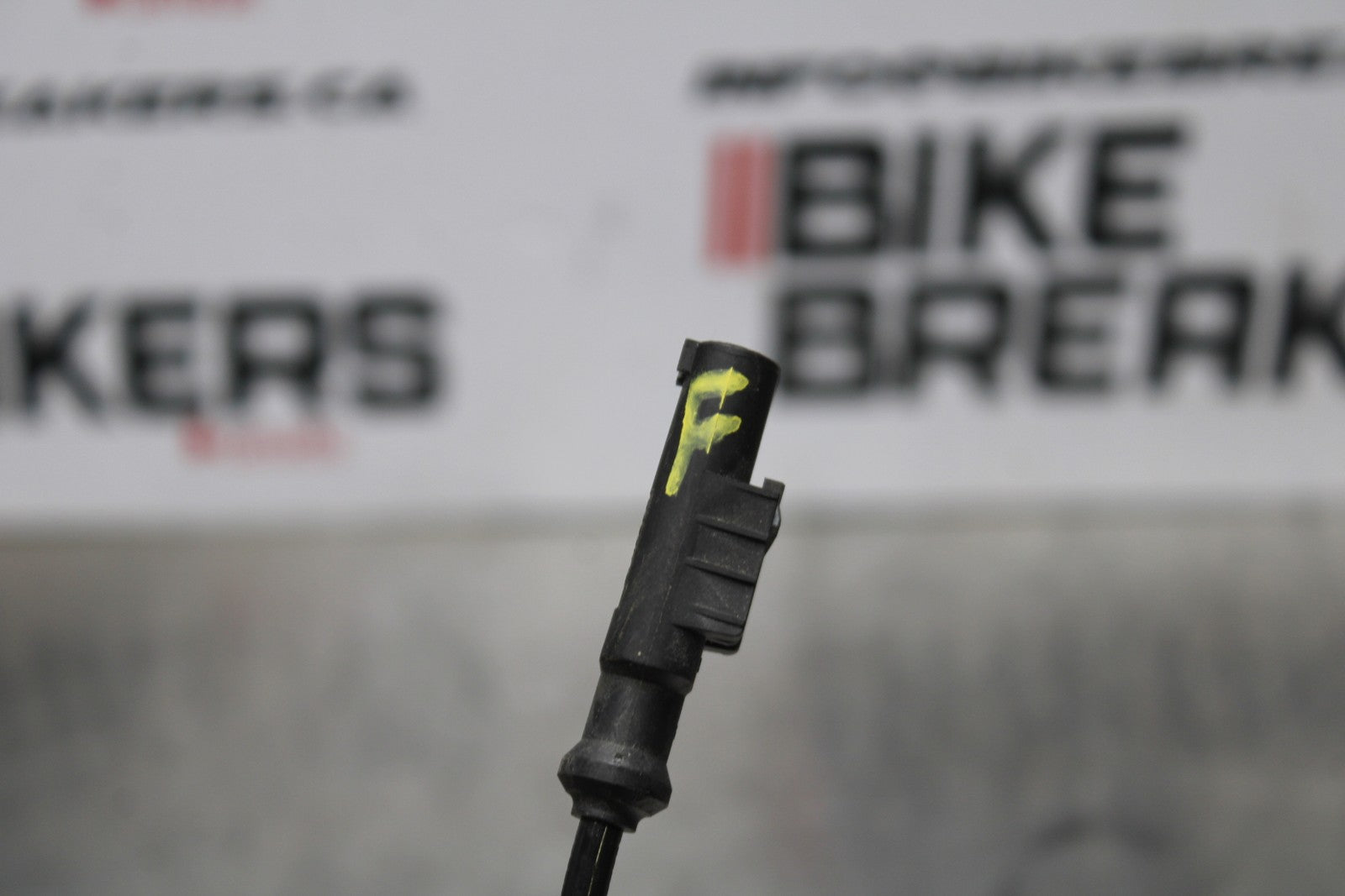 21-23 KAWASAKI NINJA ZX6R FRONT ABS BRAKE SENSOR BB179