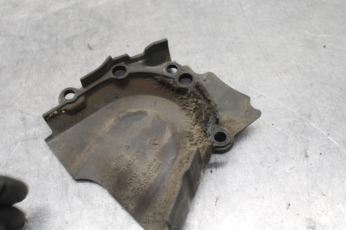 16-18 KTM 690 DUKE ENGINE SPROCKET COVER BB631