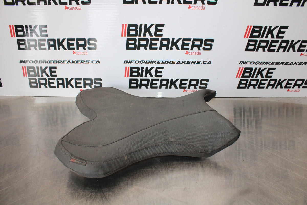 07-08 YAMAHA YZF R1 HT MOTO AFTERMARKET FRONT DRIVERS SEAT BB160
