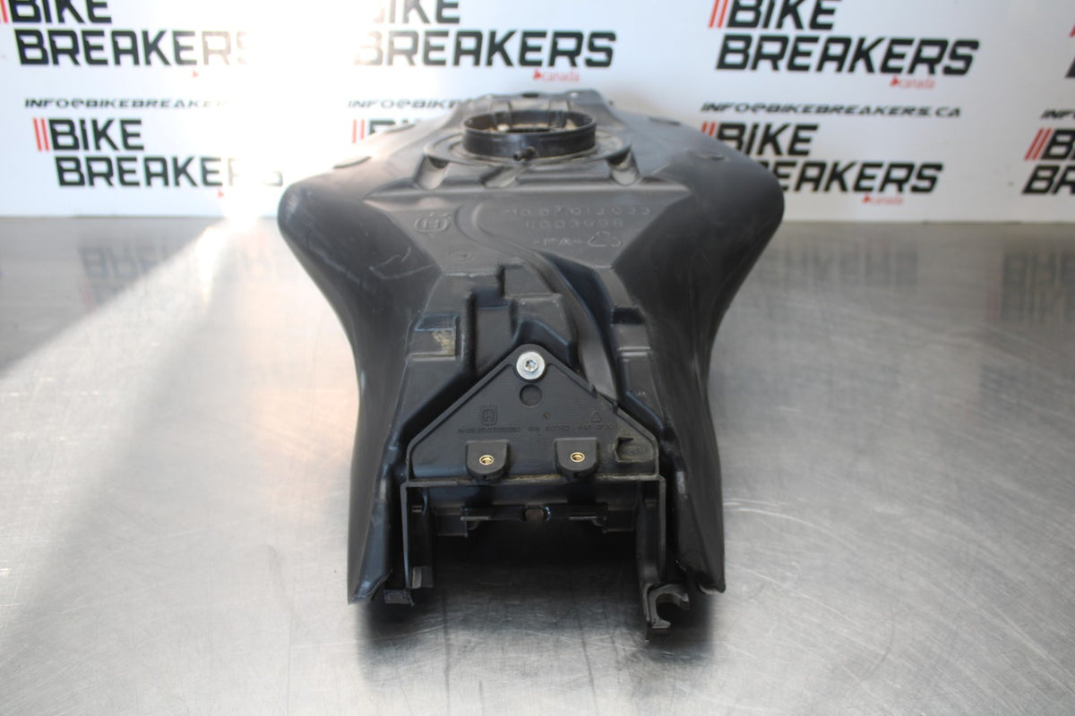 18-22 HUSQVARNA VITPILEN 701 GAS TANK FUEL CELL PETROL RESERVOIR BB198