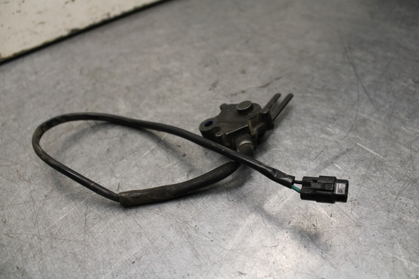 16 KAWASAKI NINJA ZX10R KICKSTAND SIDE KICK STAND SENSOR 27010-0003 BB650