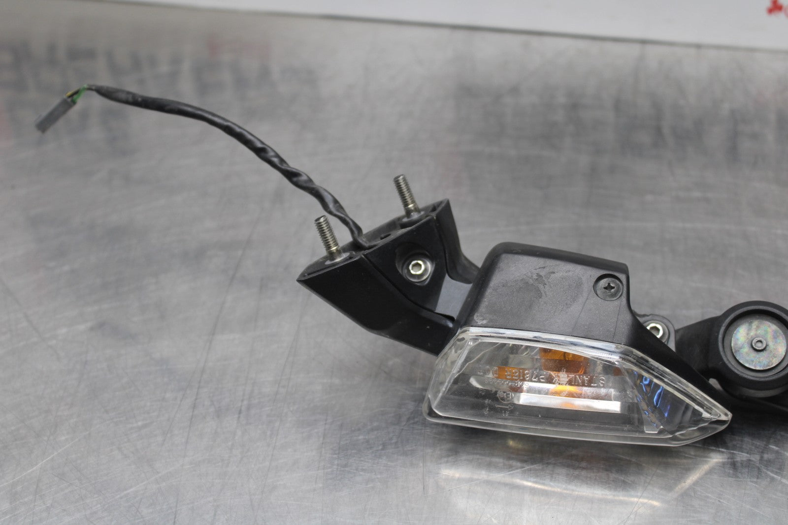 08 KAWASAKI NINJA ZX10R RIGHT SIDE REAR VIEW MIRROR & TURN SIGNAL BB201