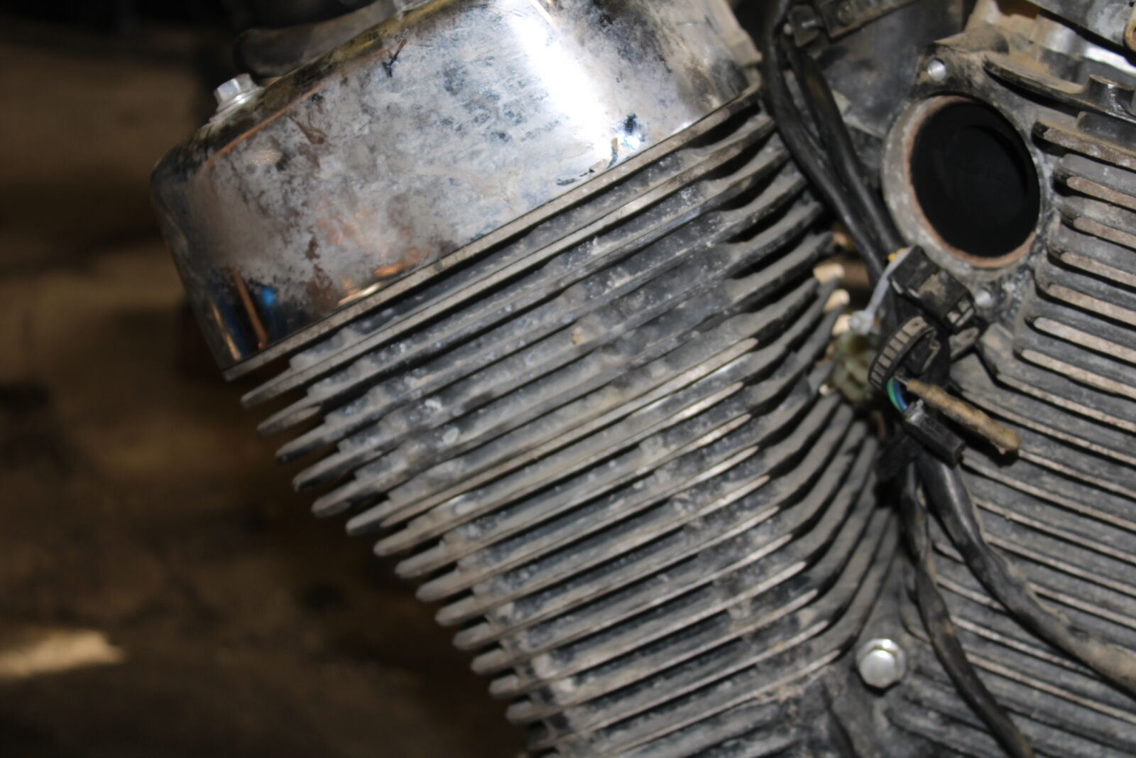 87-03 SUZUKI INTRUDER 1400 VS1400GLP ENGINE MOTOR BB702
