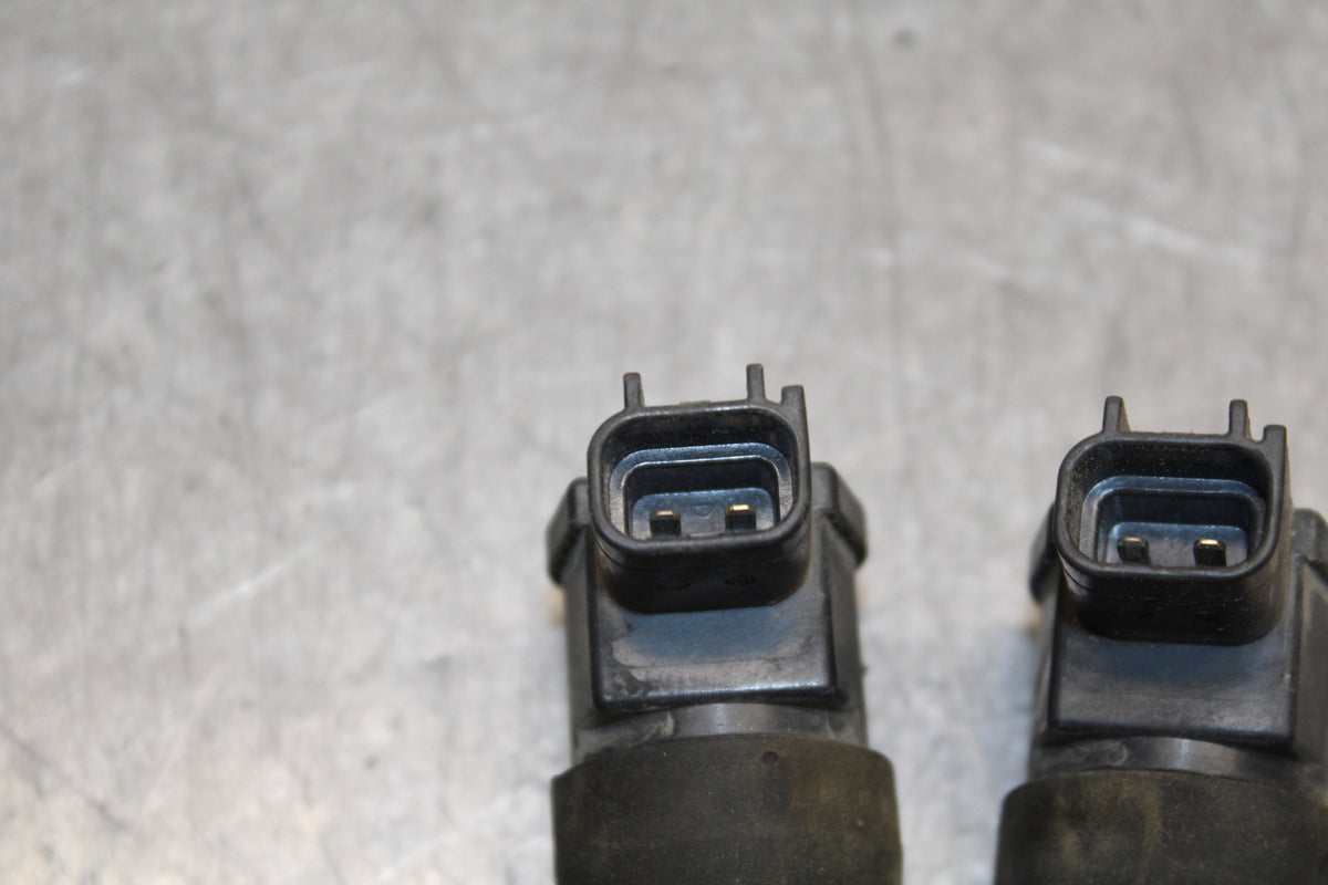 07-08 SUZUKI BURGMAN 650 IGNITION COIL SPARK PLUG CAP SET BB123