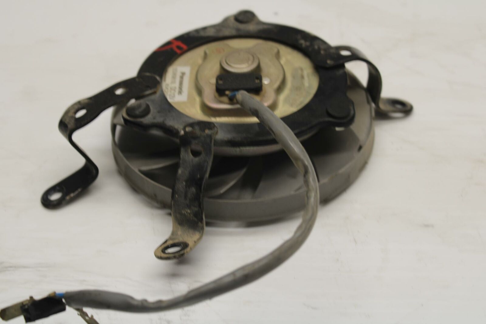 08-16 YAMAHA YZF R6 RIGHT ENGINE RADIATOR COOLING FAN MOTOR