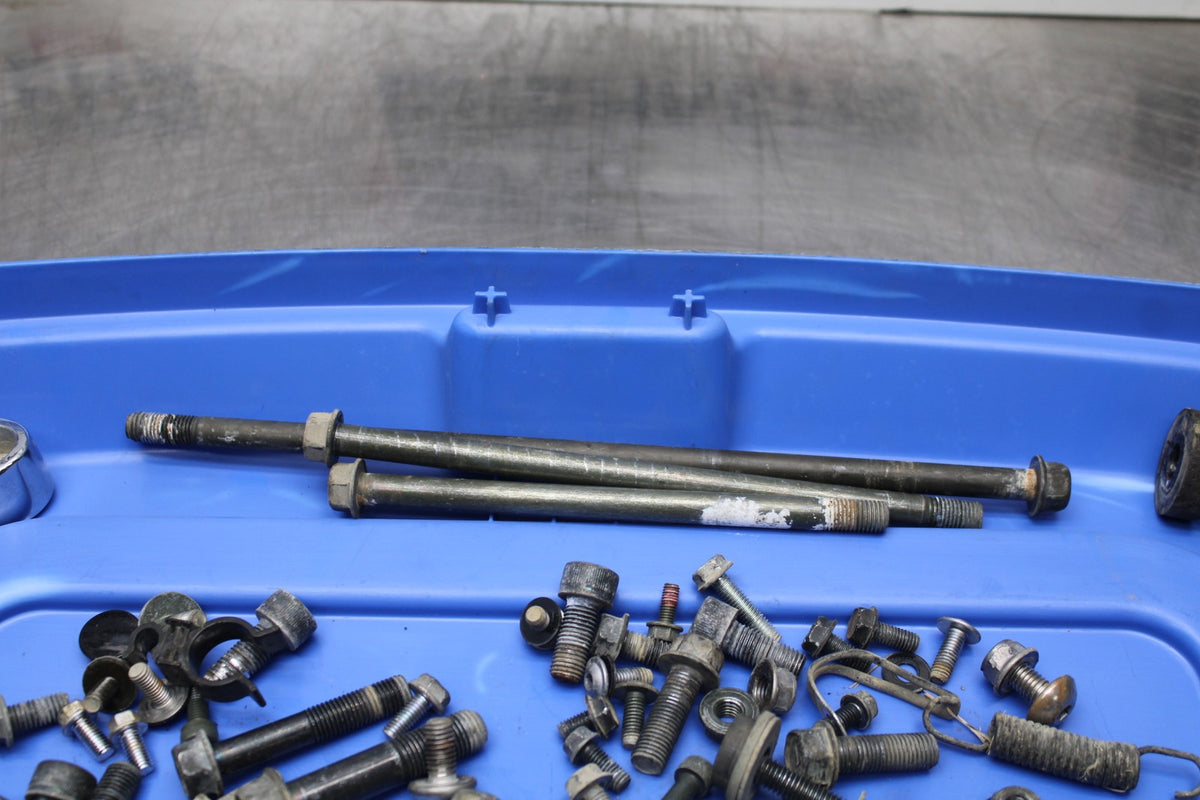 07-25 KAWASAKI VULCAN 900 VN900D CLASSIC LT MOUNTING BOLTS HARDWARE BB842