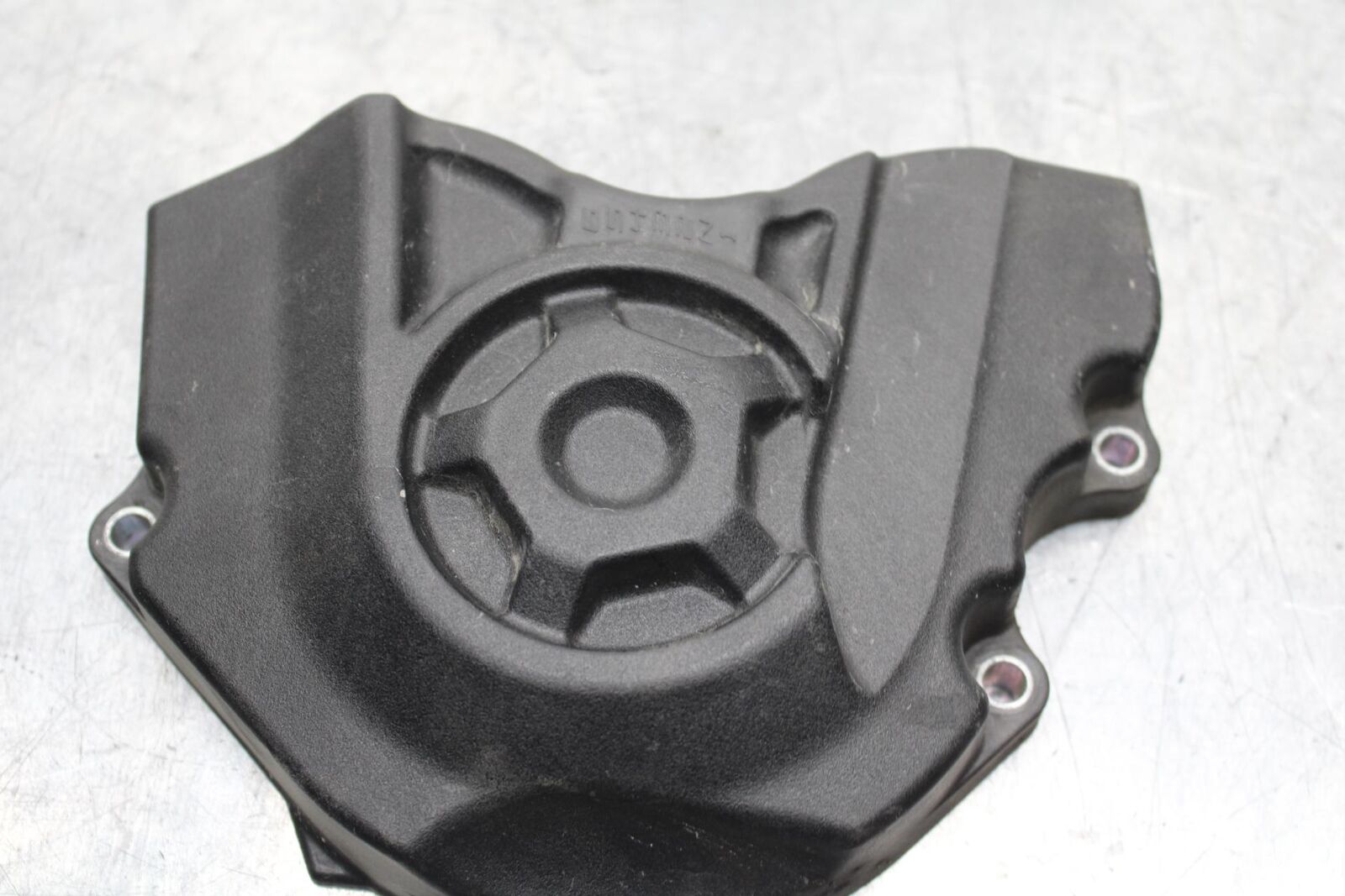 16-20 KAWASAKI ZX10R ENGINE SPROCKET COVER BB591