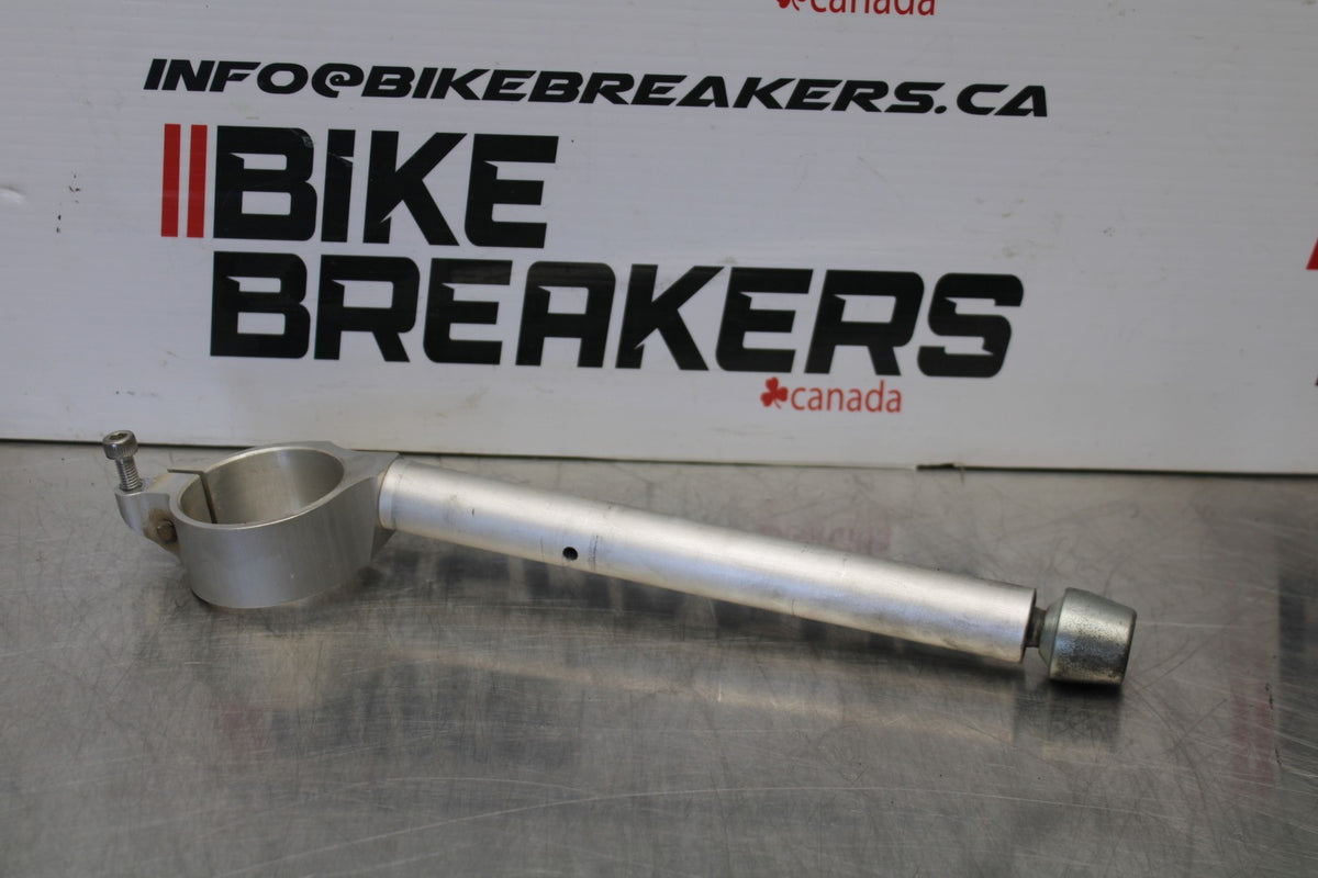 15-17 YAMAHA YZF R1 RIGHT CLIP ON HANDLEBAR BB190