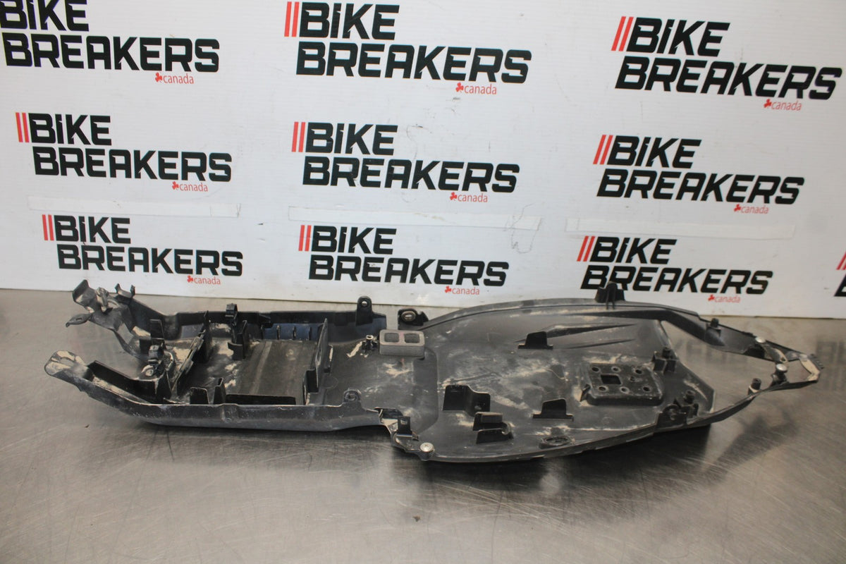22 KAWASAKI NINJA ZX6R ZX636 ABS 40TH ANNIVERSARY EDITION REAR BACK TAIL BB911