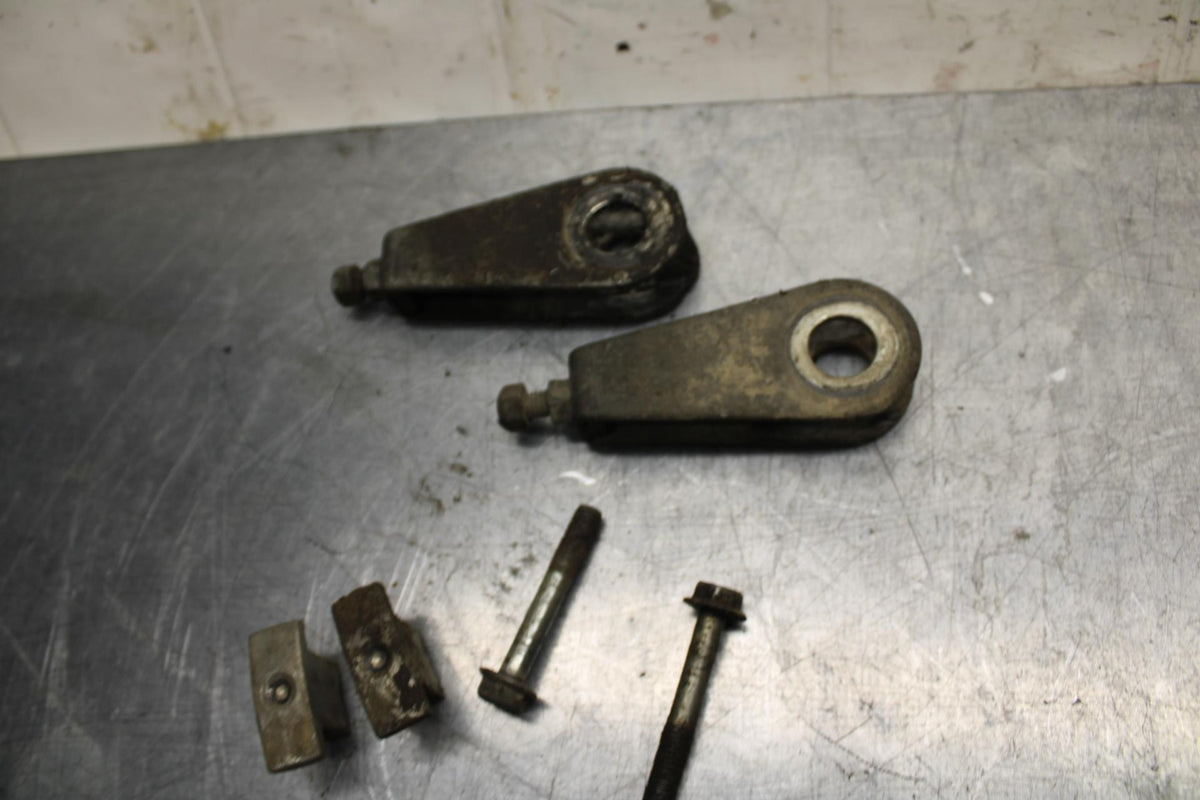 75 SUZUKI GT 550 SWINGARM CHAIN TENSIONER ADJUSTMENT BRACKETS  BB72