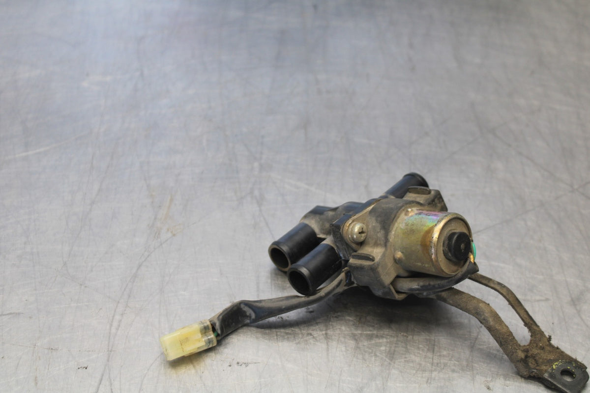 05 YAMAHA YZF R6 AIR VALVE SOLENOID TOP ENGINE SWITCH SENSOR BB894