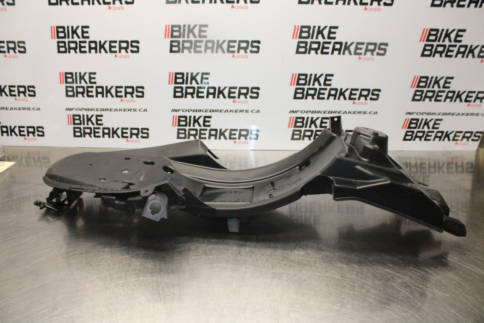 23-24 KAWASAKI NINJA ZX14R NEW!! REAR TAIL UNDERTAIL FAIRING COWL FENDER BB169