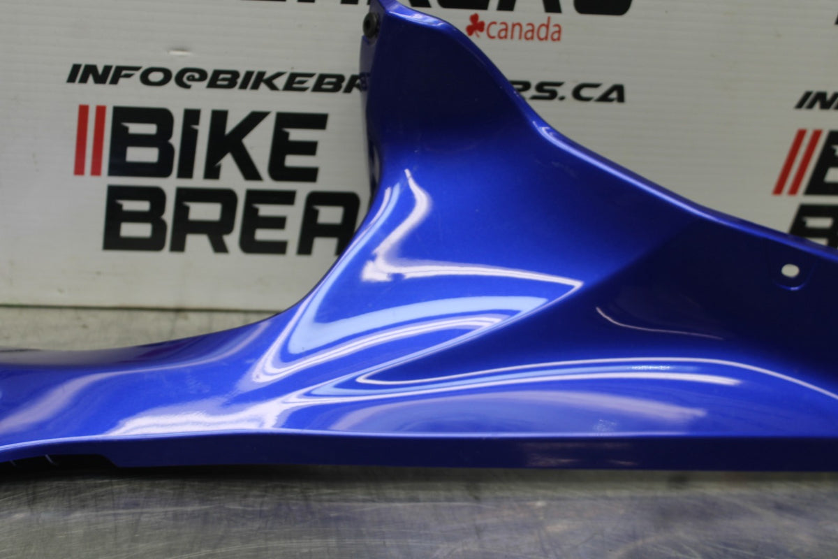 22-25 YAMAHA YZF R7 LEFT FRONT DUCT COVER PANEL COWL BB583