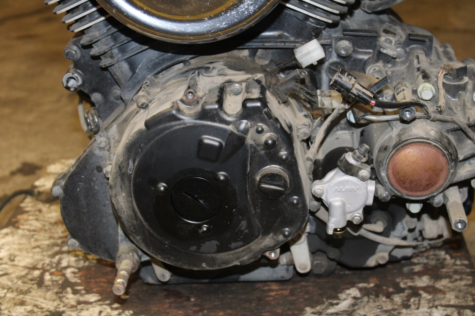 03-08 KAWASAKI VULCAN 1600 ENGINE MOTOR BB754