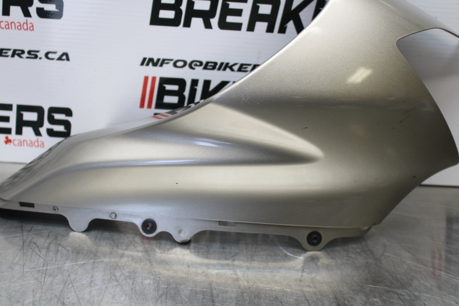 04-05 KAWASAKI NINJA ZX10R RIGHT FRONT UPPER NOSE FAIRING COWL SHROUD BB163