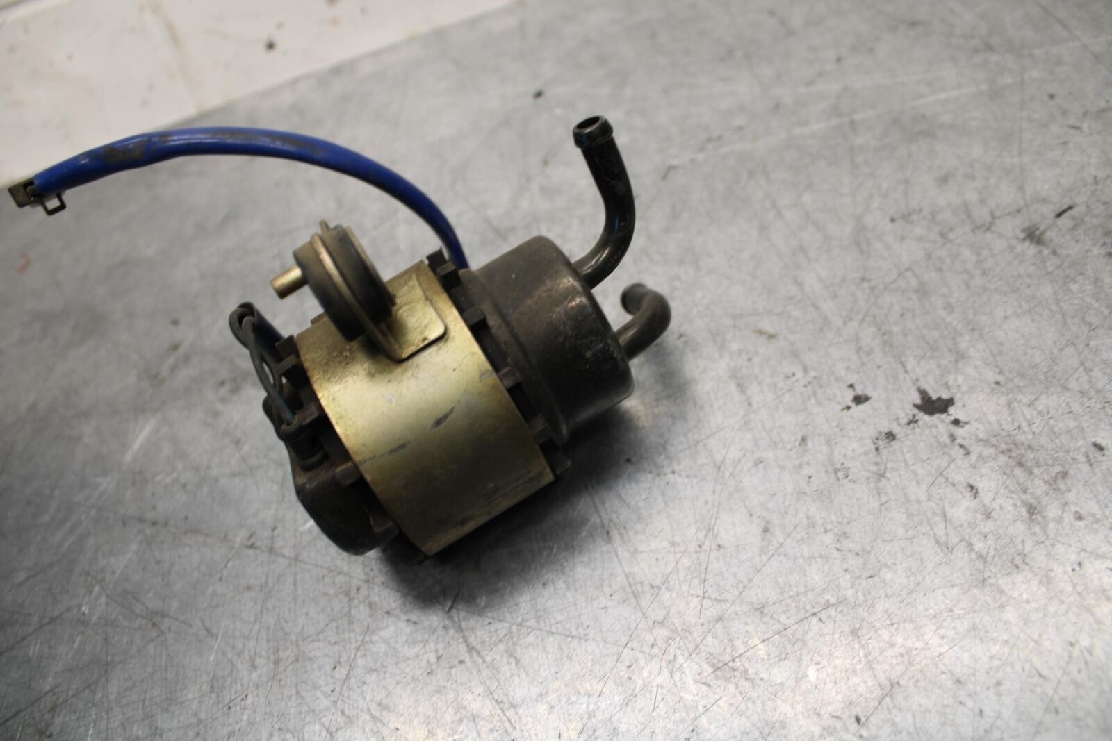 89-90 YAMAHA FZR600 FUEL PUMP GAS PETROL SENDER UNIT BB76