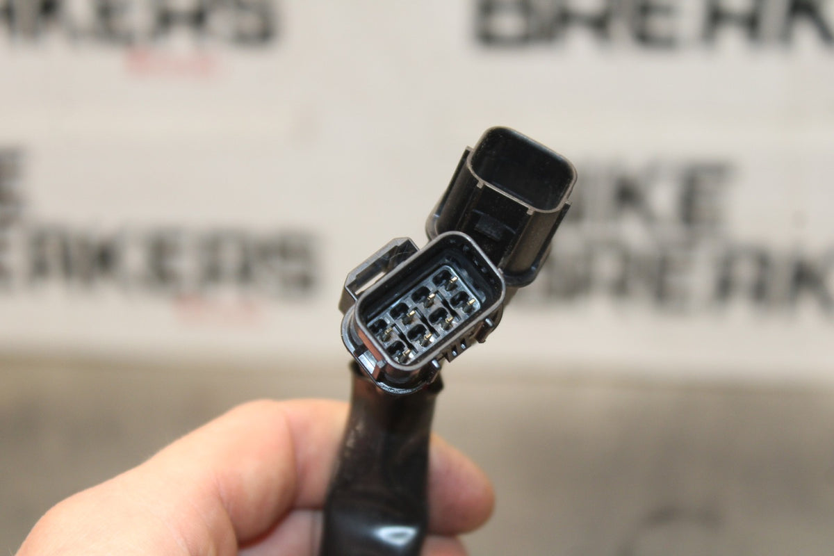 24-25 KAWASAKI NINJA ZX6R LEFT CLIP ON HANDLE HORN SIGNALS SWITCHES BB939