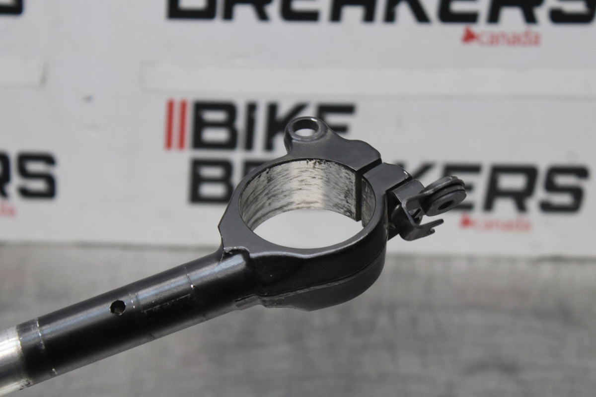 08 KAWASAKI NINJA ZX10R RIGHT CLIP ON HANDLEBAR BB902