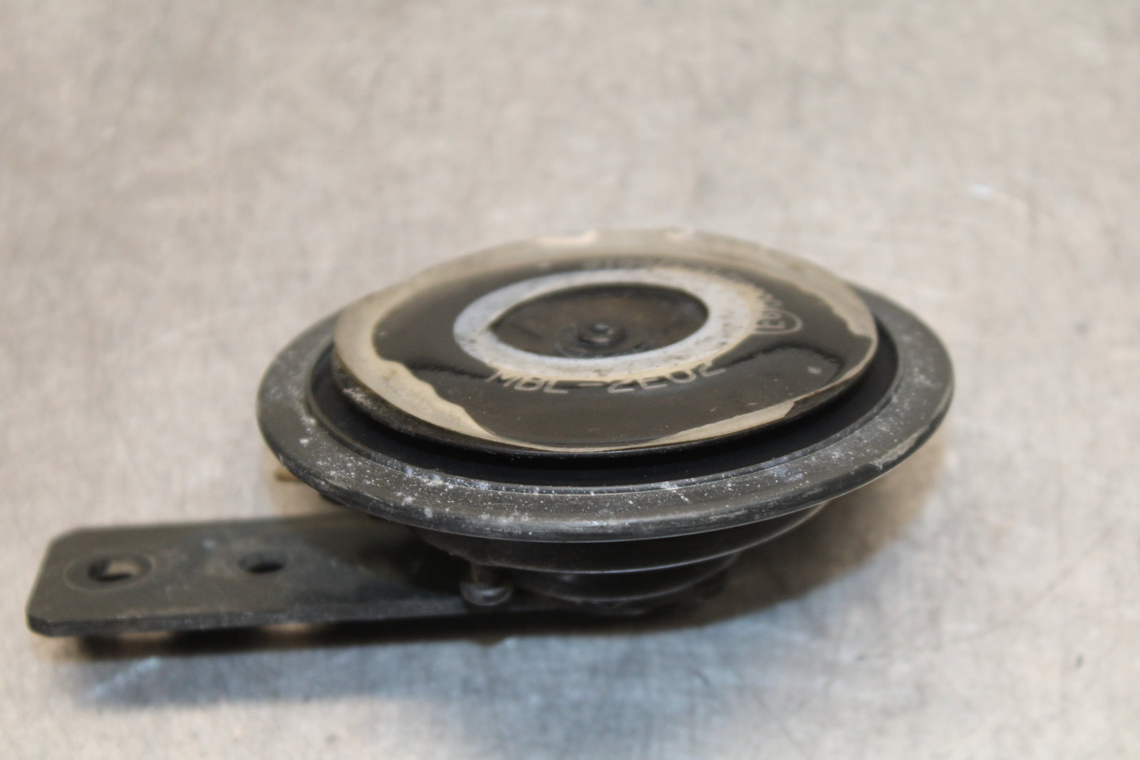 04-12 HONDA ST1300A HORN SIGNAL (ITEM B) BB669