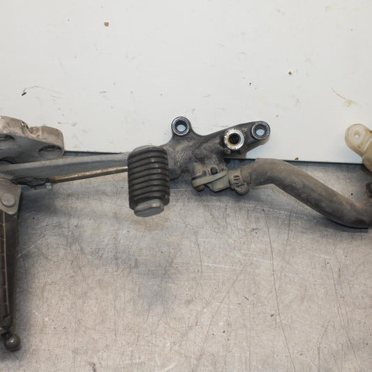 1988 Yamaha FZ600 RIGHT REARSET REAR SET DRIVER FOOT PEG REST STOP BB601