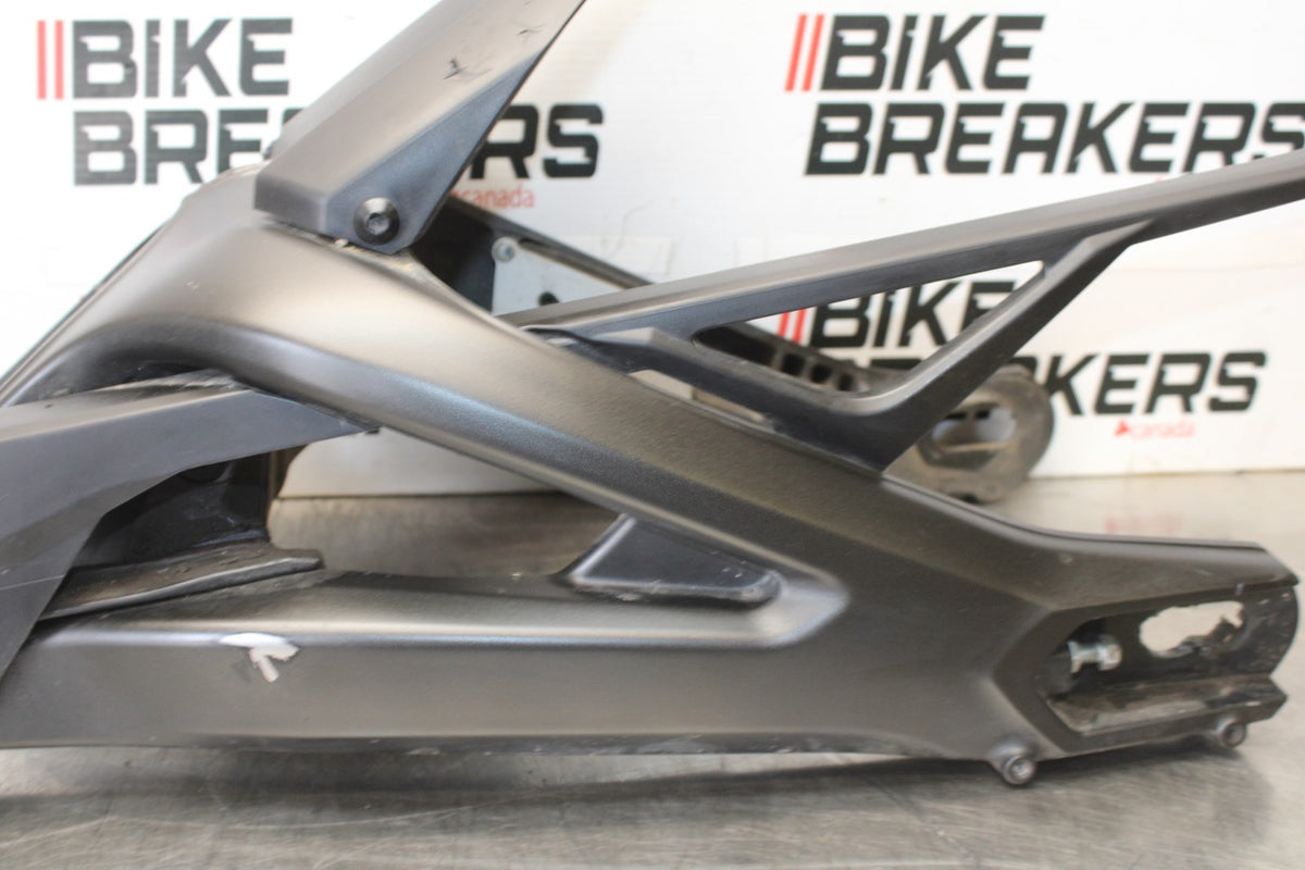 15-17 YAMAHA FJ09 REAR SWINGARM BACK SUSPENSION SWING ARM BB906