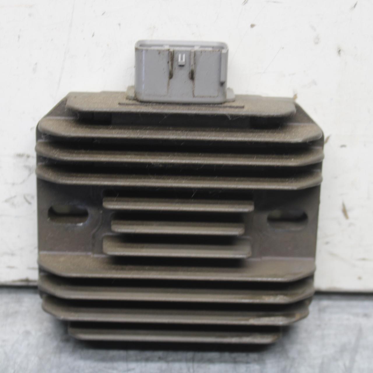 15-16 KAWASAKI EX300 RECTIFIER VOLTAGE REGULATOR BB635