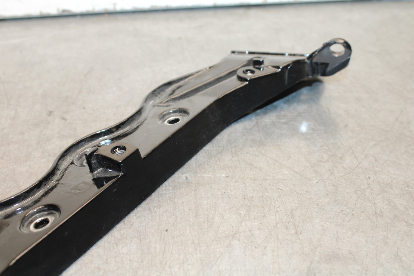 11-12 KAWASAKI NINJA 400 EX400 C UPPER FAIRING MIRROR GAUGES STAY BRACKET BB358