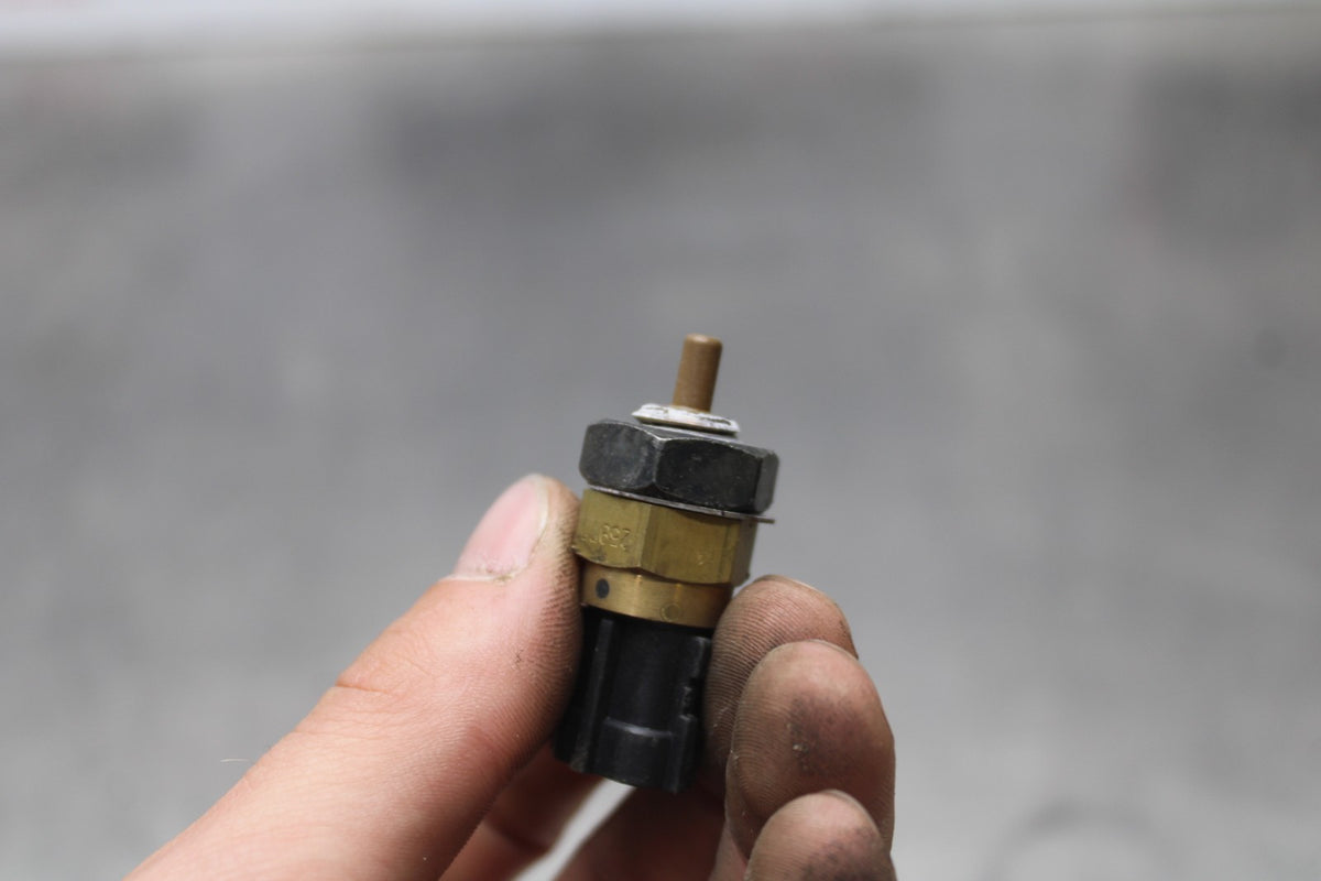 08 KAWASAKI VULCAN 1600 VN1600D NOMAD SENSOR SET PAIR KIT BB904