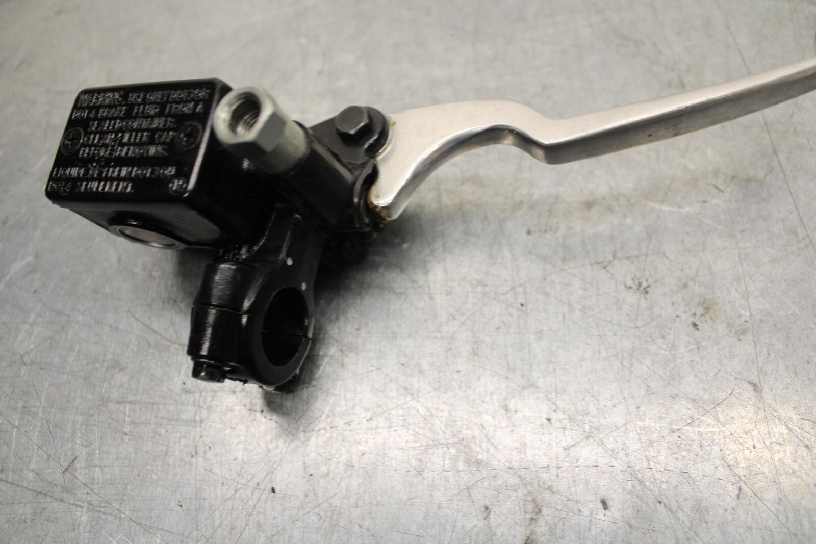 17-20 KAWASAKI Z125 PRO FRONT BRAKE MASTER CYLINDER w/ LEVER BB74