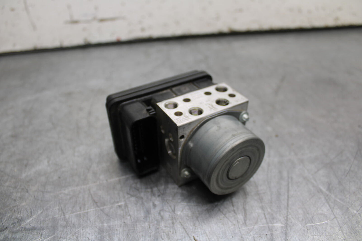 22-24 YAMAHA XSR900 ABS PUMP UNIT MODULE BB710