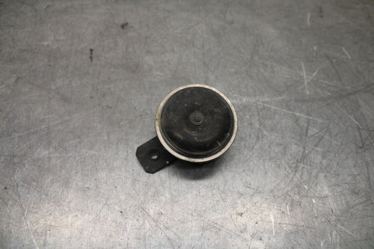 19-22 KAWASAKI Z400 HORN SIGNAL BB708