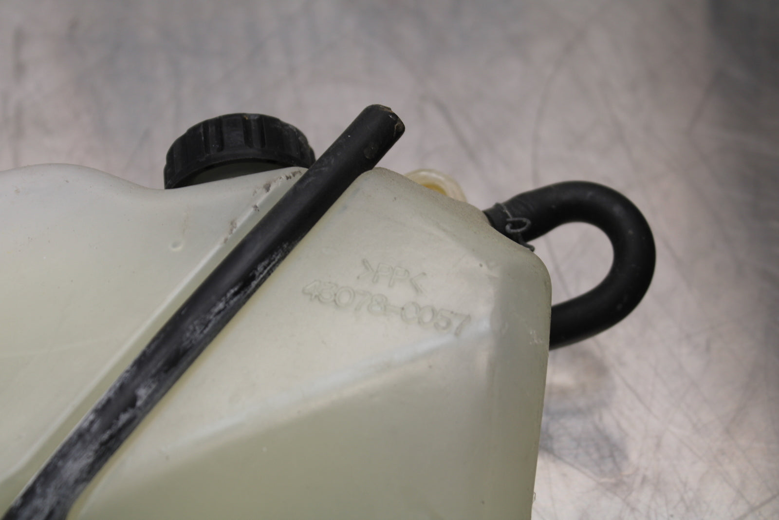 13-17 KAWASAKI NINJA ZX6R ZX636 ABS COOLANT WATER TANK RESERVOIR BOTTLE BB143